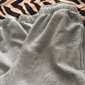 ALO Yoga Heather Gray Sweatpants